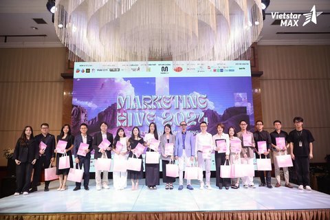 Giám khảo chung kết Marketing Hive 2024